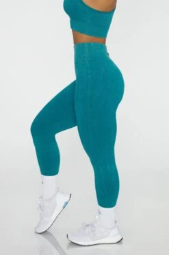 High Waisted Leggings In Teal 12 High Waisted Leggings In Teal -Core Fit Shop BT0416 3 Sprinter Teal High Waisted Leggings c08275d4 3d2a 4384 b6f3 2c3d7927aee3