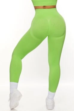 High Waist Seamless Leggings In Green -Core Fit Shop BT0466 5 Green High Waisted Sports Leggings