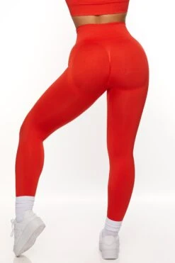 High Waist Seamless Leggings In Red 13 High Waist Seamless Leggings In Red -Core Fit Shop BT0466 5 Red High Waisted Sports Leggings