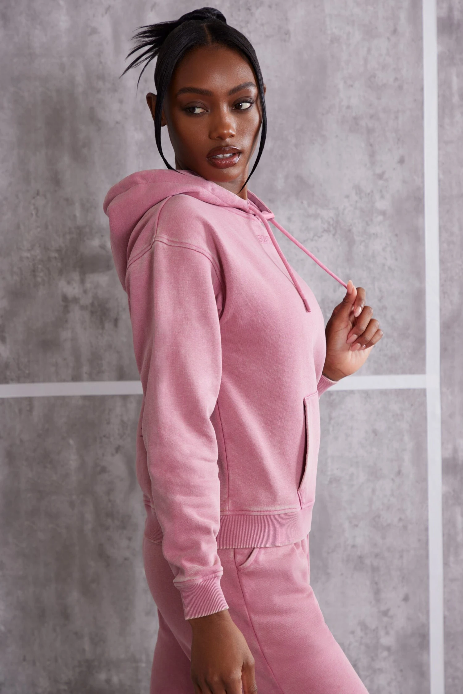 Hooded Sweatshirt In Rose 5 Hooded Sweatshirt In Rose - Image 3