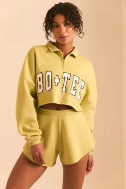 Sweat Shorts In Matcha Green -Core Fit Shop BT0492 BT0496 5 Relax Green Shorts Oversized Jumper 1