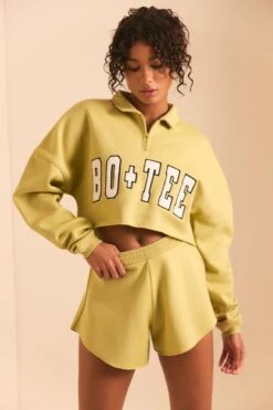 Half Zip Sweater In Matcha Green 13 Half Zip Sweater In Matcha Green -Core Fit Shop BT0492 BT0496 7 Relax Green Shorts Oversized Jumper