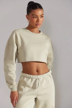 Cropped Oversized Sweatshirt In Limestone 17 Cropped Oversized Sweatshirt In Limestone -Core Fit Shop BT0509 7 Marled Limestone Cropped Crew Neck Sweatshirt