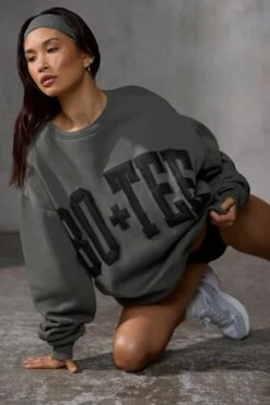 Oversized Sweatshirt In Charcoal -Core Fit Shop BT0515 7 Dark Grey Oversized Jumper 5725f371 6b49 413c a54d 2a6125b3d637