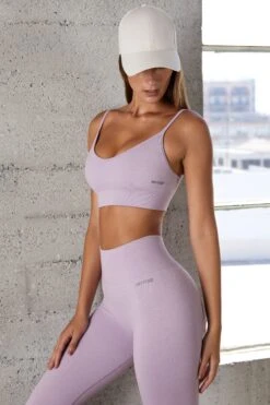 Seamless Scoop Neck Sports Bra In Lilac -Core Fit Shop BT0574 8 Determination Lilac Scoop Neck Sports Bra