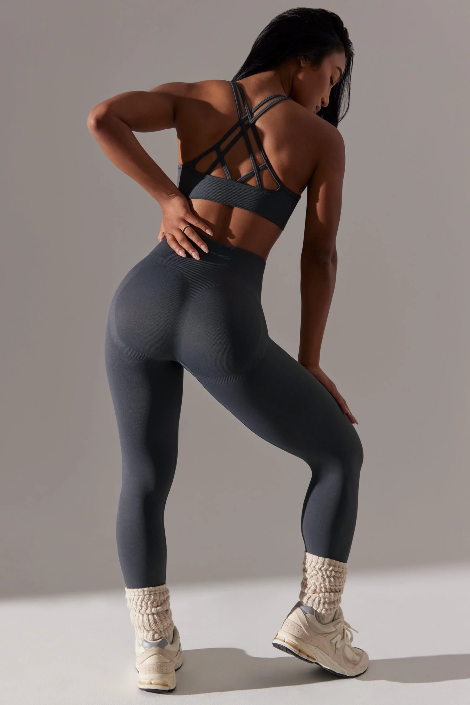 High Waist Super Sculpt Leggings In Grey 6 High Waist Super Sculpt Leggings In Grey - Image 4