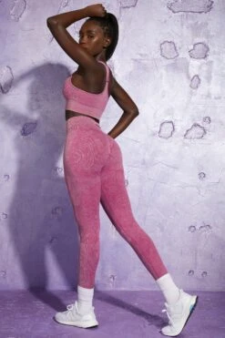 High Waisted Leggings In Dark Pink