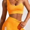 Asymmetric Seamless Crop Top In Orange 2 Asymmetric Seamless Crop Top In Orange -Core Fit Shop Look5 693 1