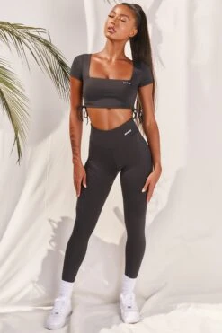 Slinky Crop Top In Black