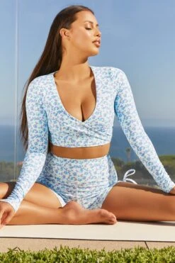 Growth Slinky Long Sleeve Crop Top In Blue -Core Fit Shop bt0061 4 growth blue long sleeve cross over bust flattering floral crop top