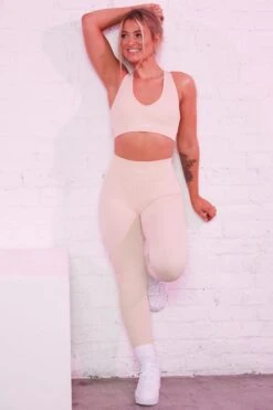 Ribbed Plunge Neck Sports Bra In Cream 12 Ribbed Plunge Neck Sports Bra In Cream -Core Fit Shop bt0135 bt0131 13 be the best strong cream ribbed sports bra high waisted leggings sportswear set 2