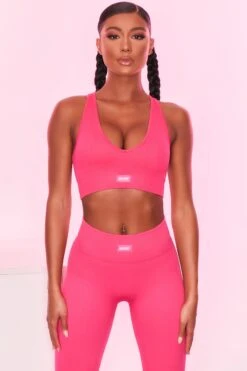 Ribbed Plunge Neck Sports Bra In Hot Pink