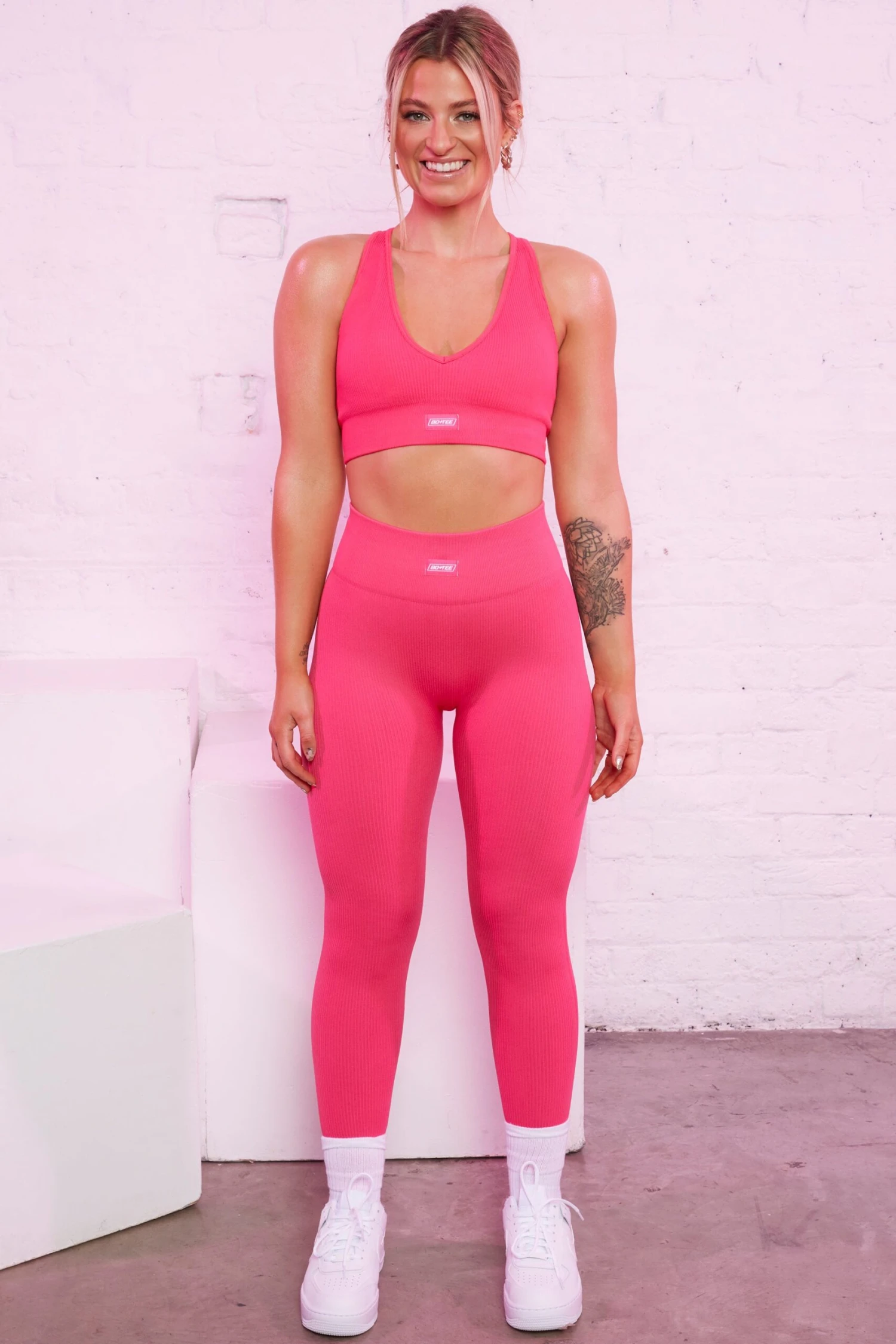 Ribbed Plunge Neck Sports Bra In Hot Pink 5 Ribbed Plunge Neck Sports Bra In Hot Pink - Image 3