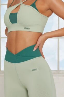 Wrap V Waist Leggings In Green -Core Fit Shop bt0143 bt0147 11 revive refresh green bo tee leggings bra sports set