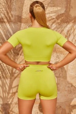 Seamless High Waist Mini Shorts In Green 10 Seamless High Waist Mini Shorts In Green -Core Fit Shop bt0323 bt0339 6 turn it up altitude deep green short sleeve crop top hot pant shorts set 1