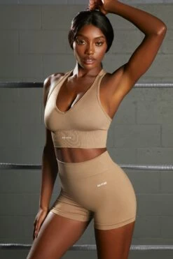 Curved Waist Seamless Mini Shorts In Brown -Core Fit Shop bt0366 bt0372 6 flash overhaul brown scoop neck crop top shorts seamless sportswear 1