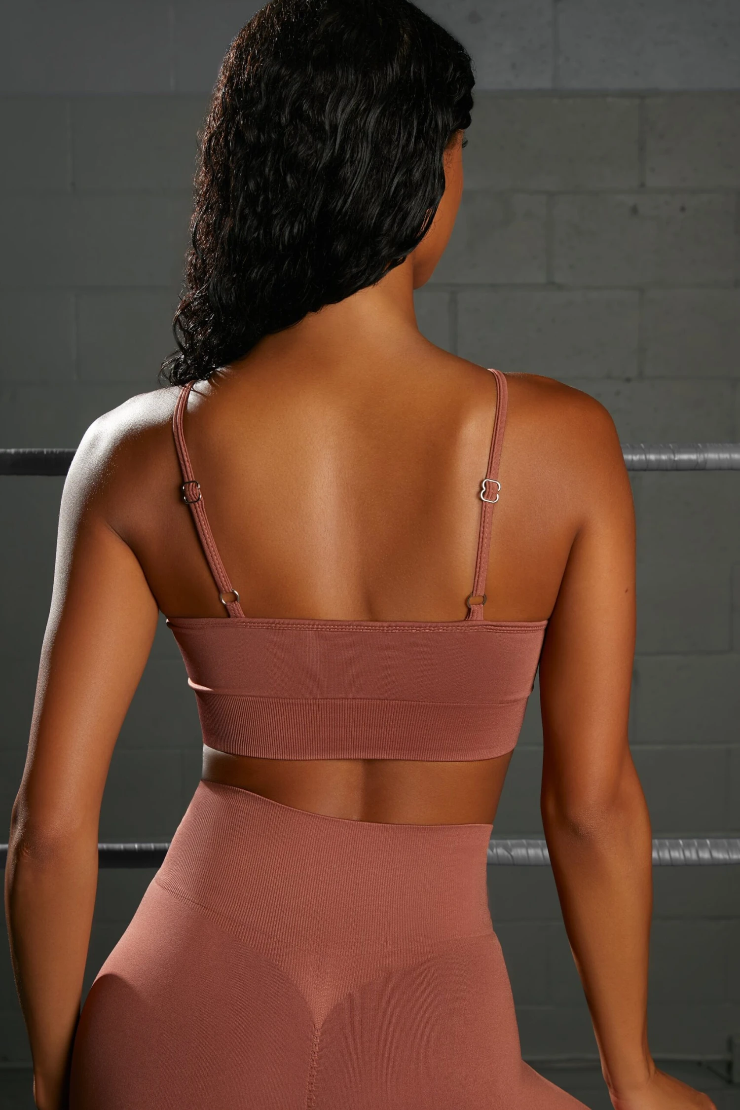 Square Neck Seamless Sports Bra In Rust 5 Square Neck Seamless Sports Bra In Rust - Image 3