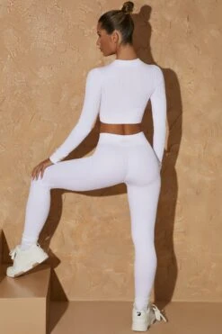 Seamless Leggings In White -Core Fit Shop bt0380 bt0427 8 dynamic in training white 7