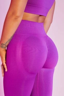 Leggings In Purple -Core Fit Shop bt0386 bt0375 6 superset mindset purple scoop neck