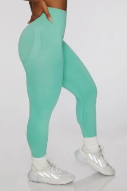 Leggings In Turquoise -Core Fit Shop bt0404 3 energetic turquoise leggings 2