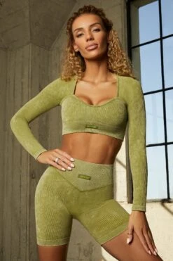 Seamless V Waist Biker Shorts With Shaping Detail In Olive -Core Fit Shop olive 4